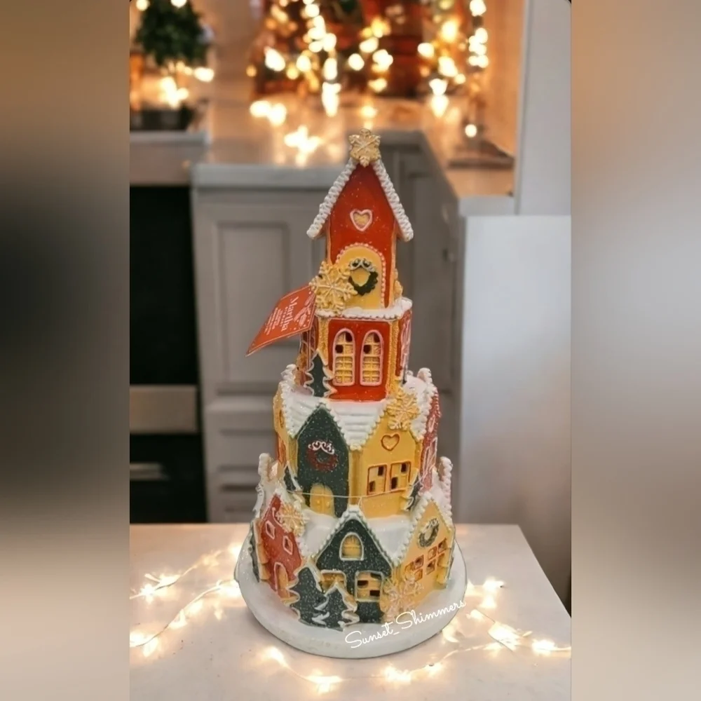 HTF Large Light Up Martha Stewart Gingerbread House 4 Tier Castle Village 16